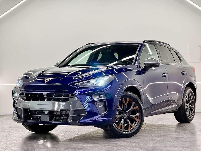 Blu cosmo Usata 2025 Cupra Terramar SUV | 35.400 € (Buon prezzo) - Immagine 1/4