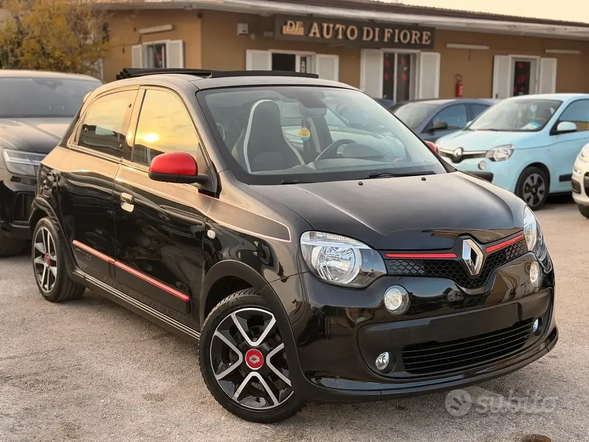 Usata Renault Twingo 90 CV (66 kW) 2015 Nero Utilitaria
