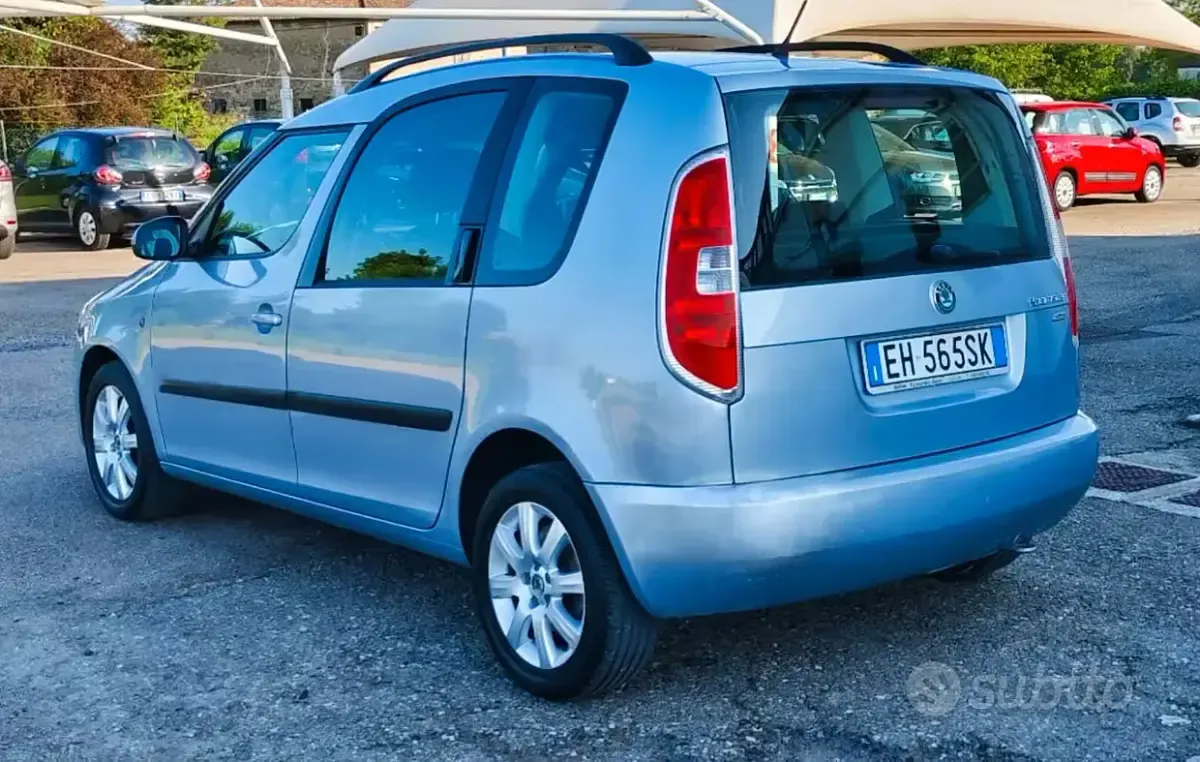 Usata Skoda Roomster Style 69 CV (50 kW) 2011 Nero Monovolume