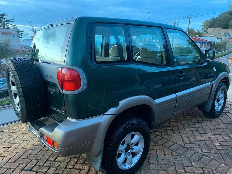 Usata Nissan Terrano 125 CV (91 kW) 2001 Verde SUV