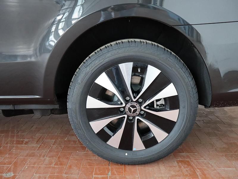 Nuova Mercedes Vito 2026 Grigio Furgone