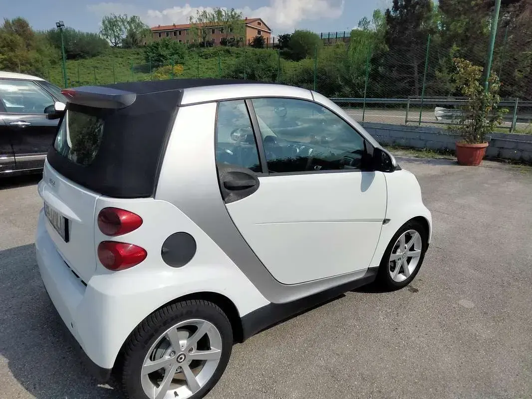 Usata Smart ForTwo Cabrio Pulse 84 CV (61 kW) 2010 Cabrio