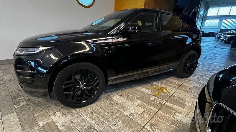 Usata Land Rover Range Rover evoque SE Dynamic 163 CV (119 kW) 2021 Nero SUV