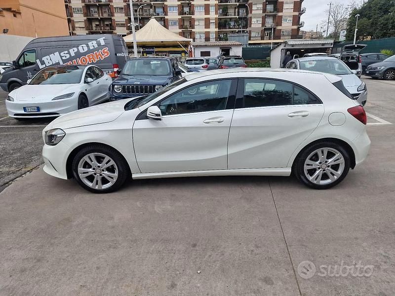 Usata Mercedes A180 Executive 109 CV (80 kW) 2016 Bianco Berlina