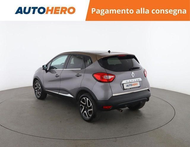 Usata Renault Captur Iconic 90 CV (66 kW) 2015 Grigio SUV