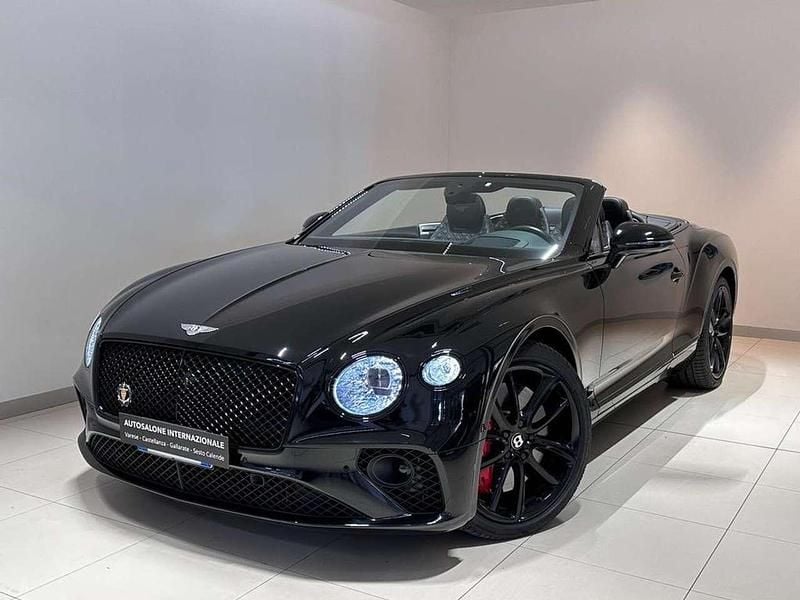 Usata Bentley Continental 635 CV (467 kW) 2020 Nero Cabrio
