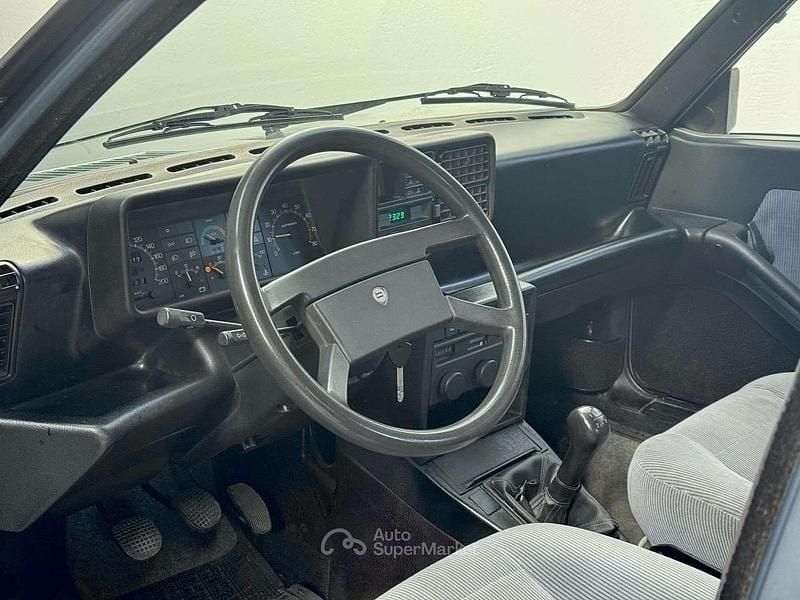 Usata Lancia Prisma 77 CV (56 kW) 1986 Blu/azzurro Berlina