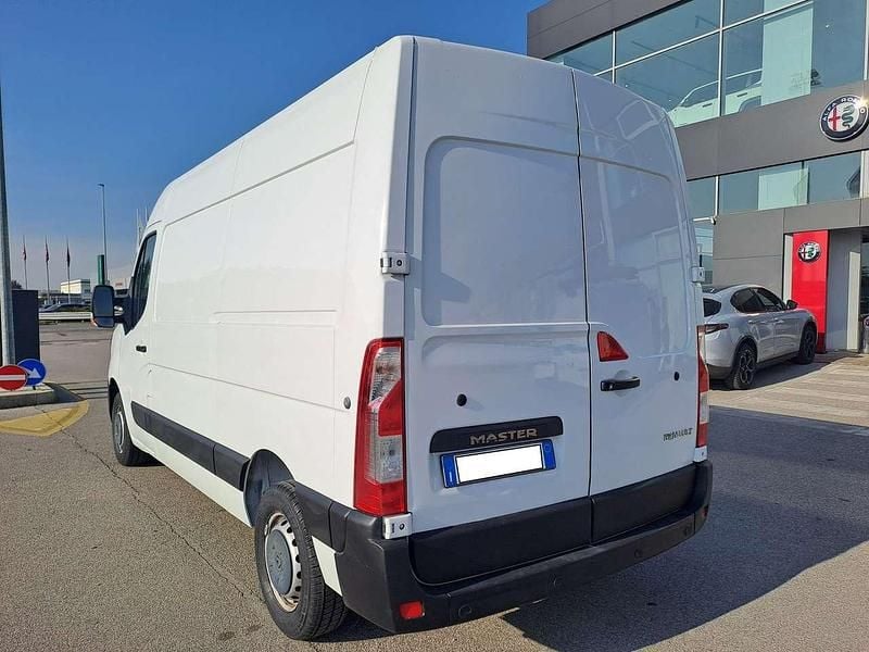 Usata Renault Master 135 CV (99 kW) 2022 Bianco Furgone