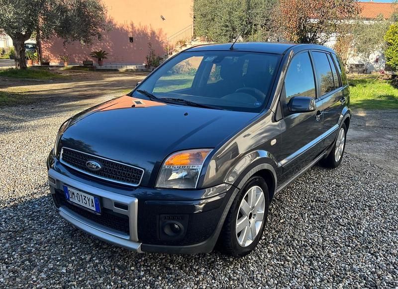 Usata Ford Fusion Titanium 70 CV (51 kW) 2008 Grigio Berlina