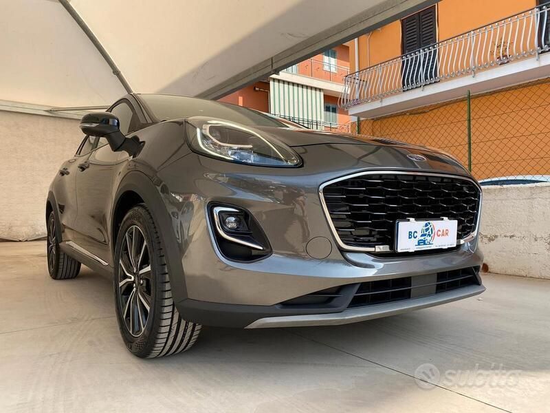 Usata Ford Puma Titanium 125 CV (91 kW) 2020 Grigio SUV