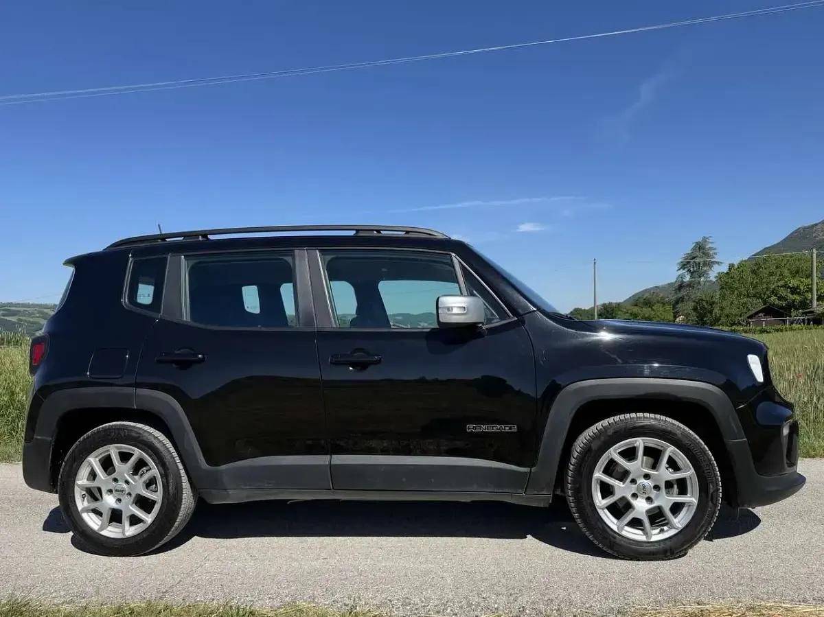 Usata Jeep Renegade Limited 131 CV (96 kW) 2022 Nero SUV