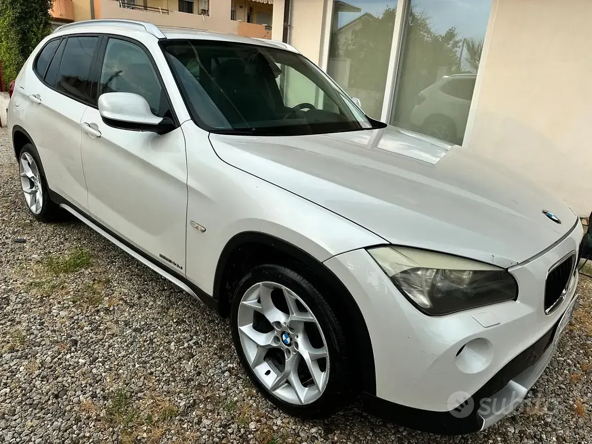Usata BMW X1 177 CV (130 kW) 2011 Bianco SUV