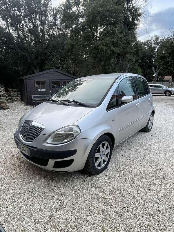 Usata Lancia Musa 69 CV (50 kW) 2006 Other Monovolume