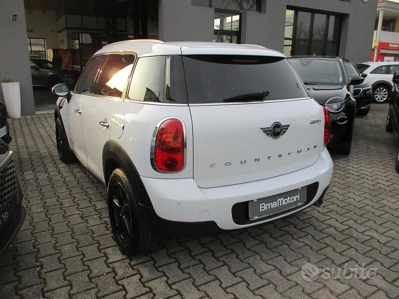Usata Mini Cooper D Countryman 111 CV (81 kW) 2014 Bianco SUV
