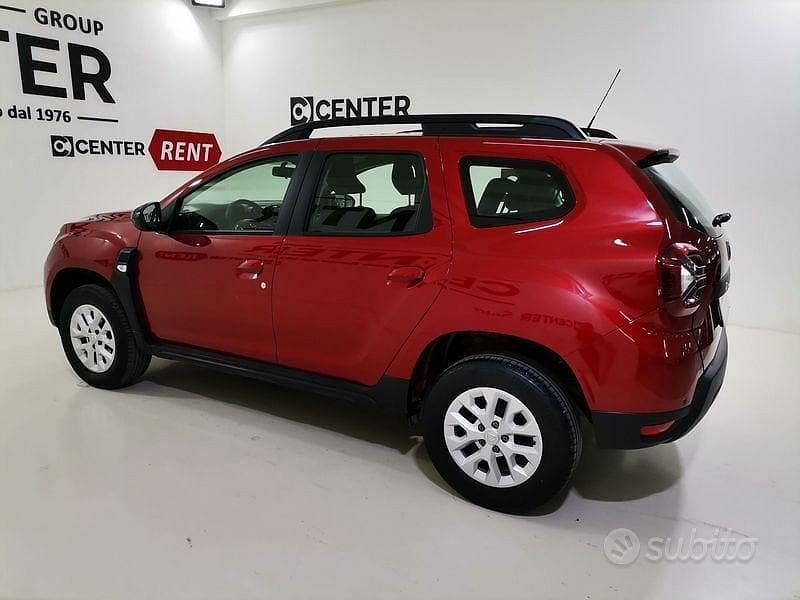 Usata Dacia Duster Comfort 101 CV (74 kW) 2022 Rosso SUV