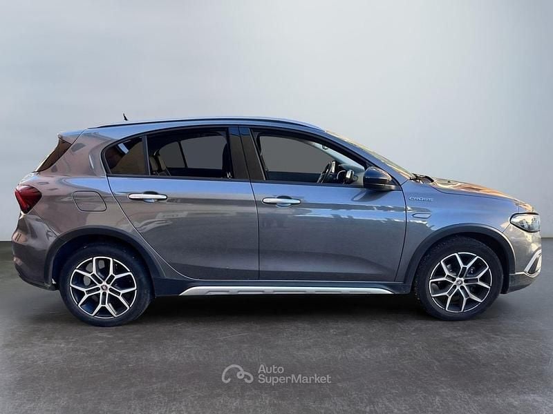 Usata Fiat Tipo Cross 95 CV (69 kW) 2022 Other Berlina