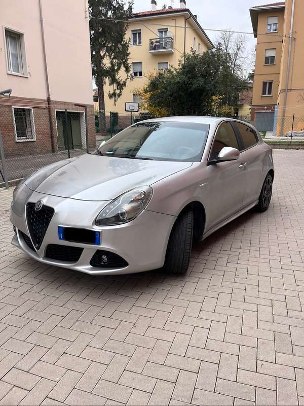Usato 2012 Alfa Romeo Giulietta 2.0 Diesel 140 CV (8.750 €)