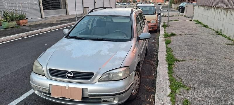 Usata Opel Astra Club 75 CV (55 kW) 2001 Grigio Station wagon