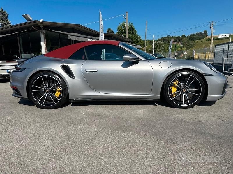 Usata Porsche 911 Turbo S Cabriolet 650 CV (478 kW) 2022 Grigio Cabrio