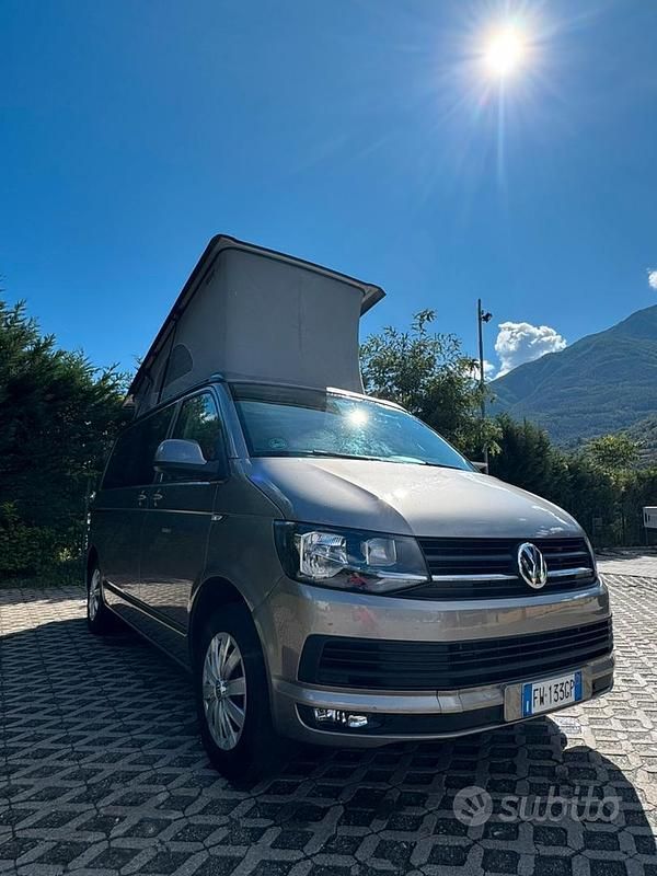 Usata VW California Beach 2019 Grigio Furgone