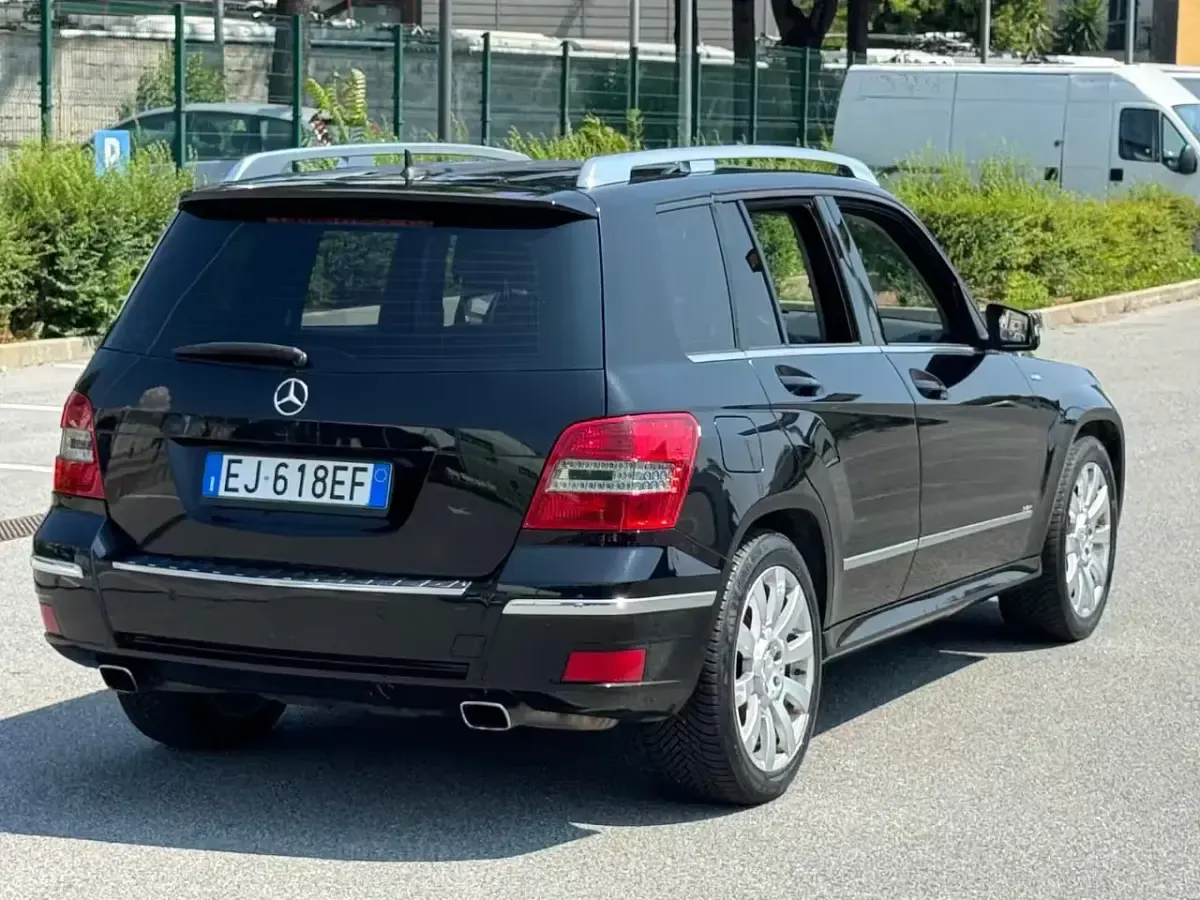 Usata Mercedes GLK220 169 CV (124 kW) 2011 Nero SUV