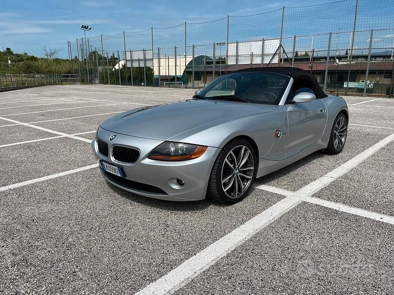 Usata BMW Z4 192 CV (141 kW) 2004 Grigio Cabrio