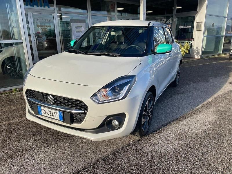 Usata Suzuki Swift 83 CV (61 kW) 2023 Bianco Berlina