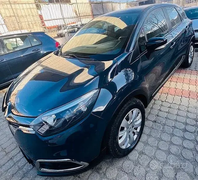 Occasion Renault Captur 90 PK (66 kW) 2015 Grijs SUV