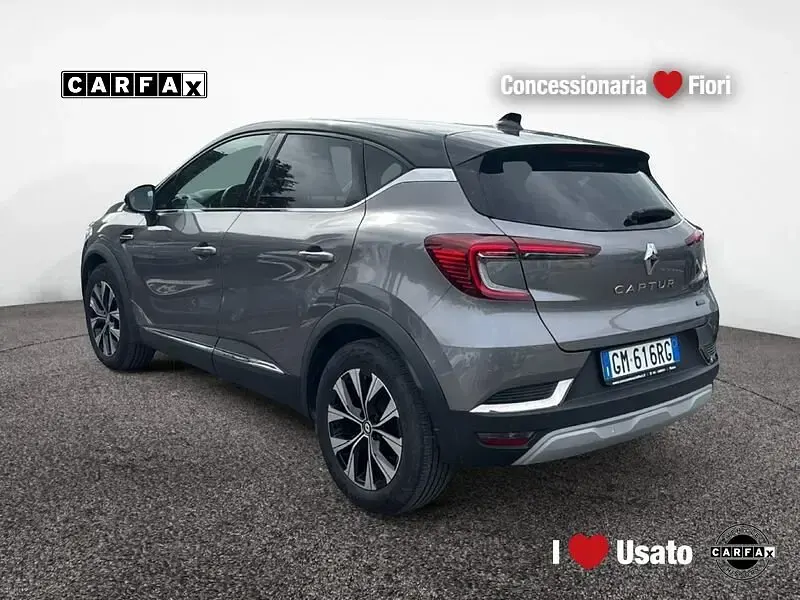 Usata Renault Captur Techno 143 CV (105 kW) 2023 Milano SUV