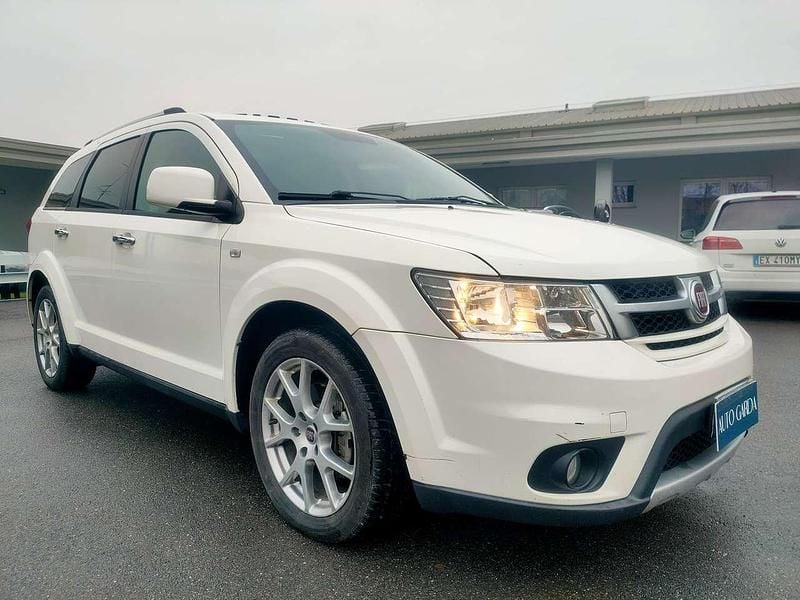 Bianco Usata 2013 Fiat Freemont SUV | 6900 € (Ottimo prezzo) - Immagine 1/4