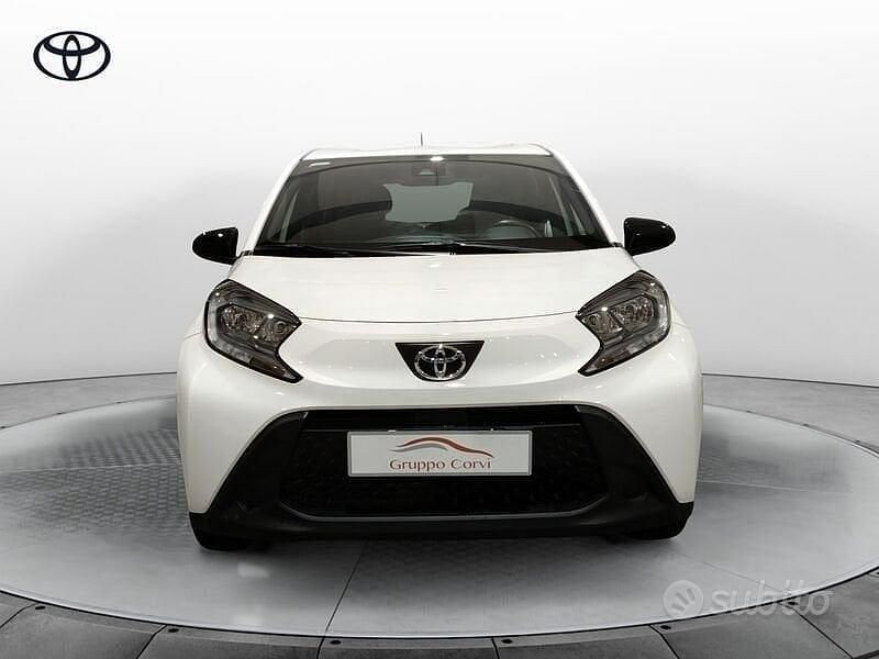 Usata Toyota Aygo X Active 72 CV (52 kW) 2024 Bianco SUV