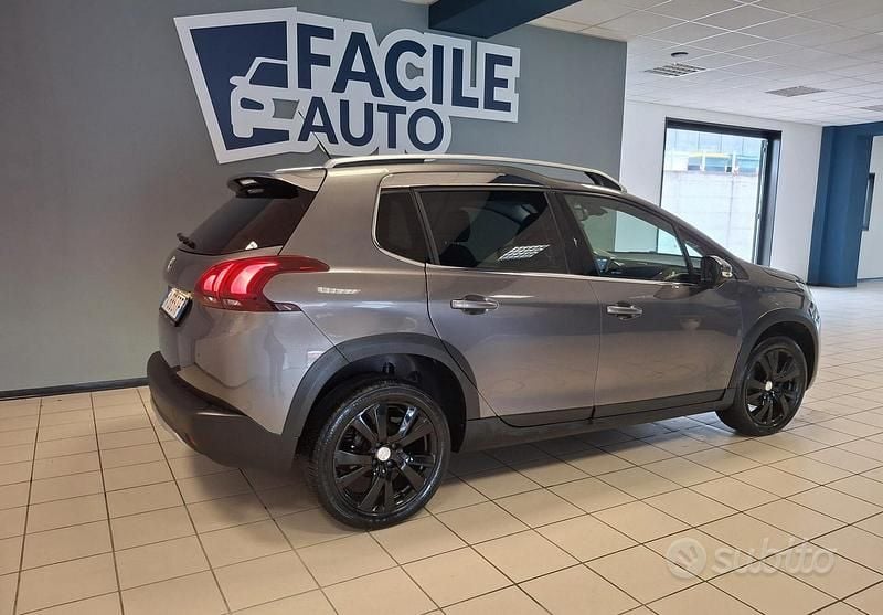 Gebraucht Peugeot 2008 S 110 PS (80 kW) 2019 Grau SUV