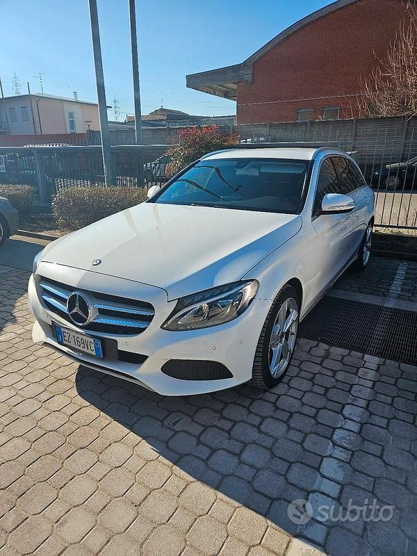 Usata Mercedes C220 170 CV (125 kW) 2015 Bianco Berlina