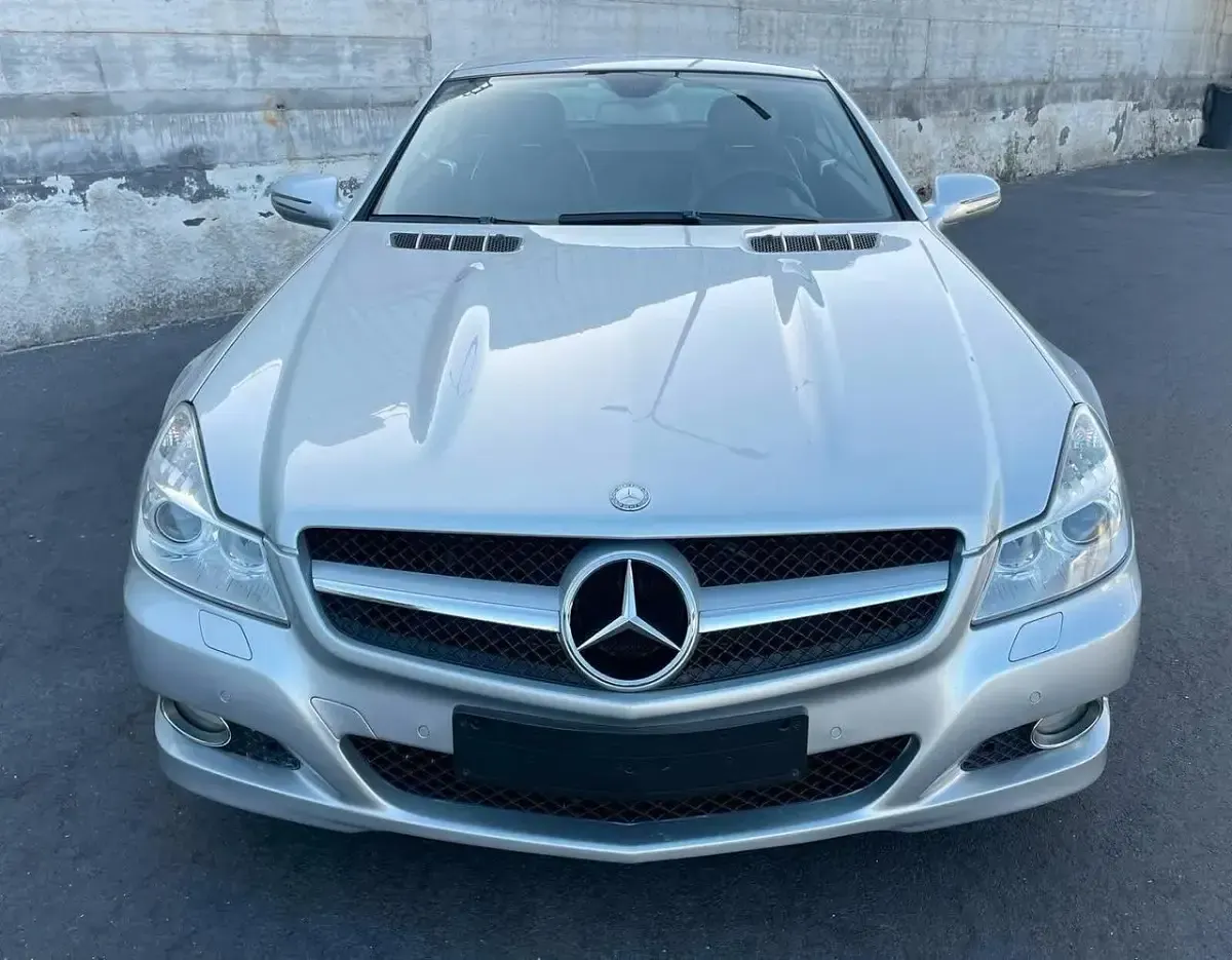 Usata Mercedes SL350 315 CV (231 kW) 2008 Argento Cabrio