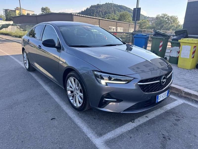 Usata Opel Insignia Sport 122 CV (89 kW) 2022 Berlina