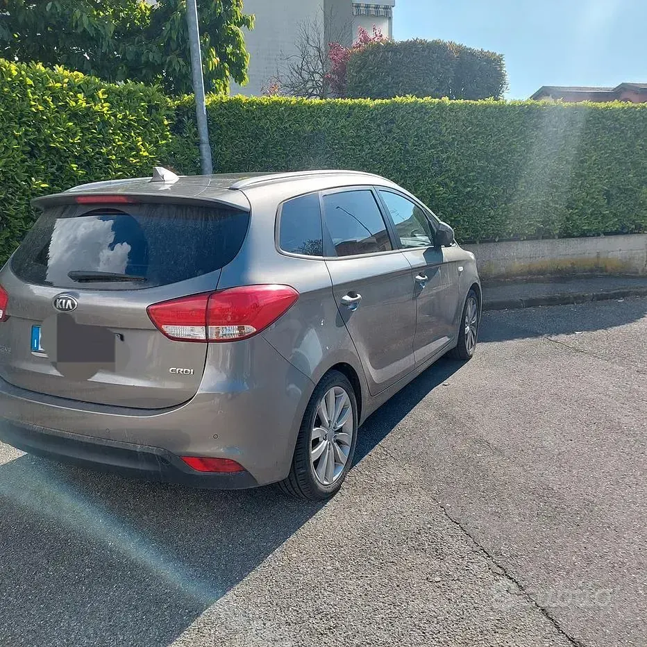 Usata Kia Carens 115 CV (84 kW) 2016 Grigio Monovolume