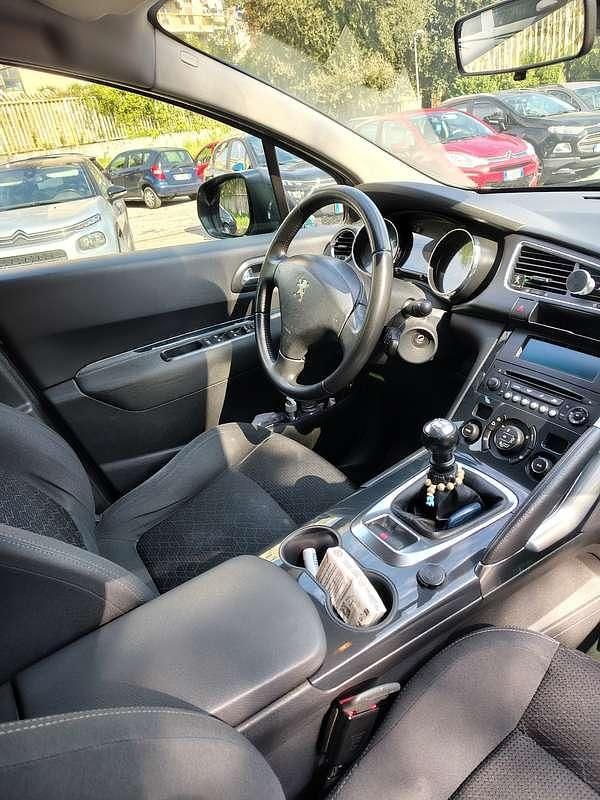 Usata Peugeot 3008 Active 114 CV (83 kW) 2015 Station wagon
