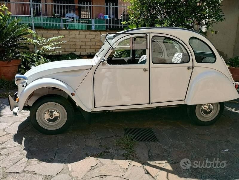 Usata Citroën 2CV 29 CV (21 kW) 1985 Bianco Berlina