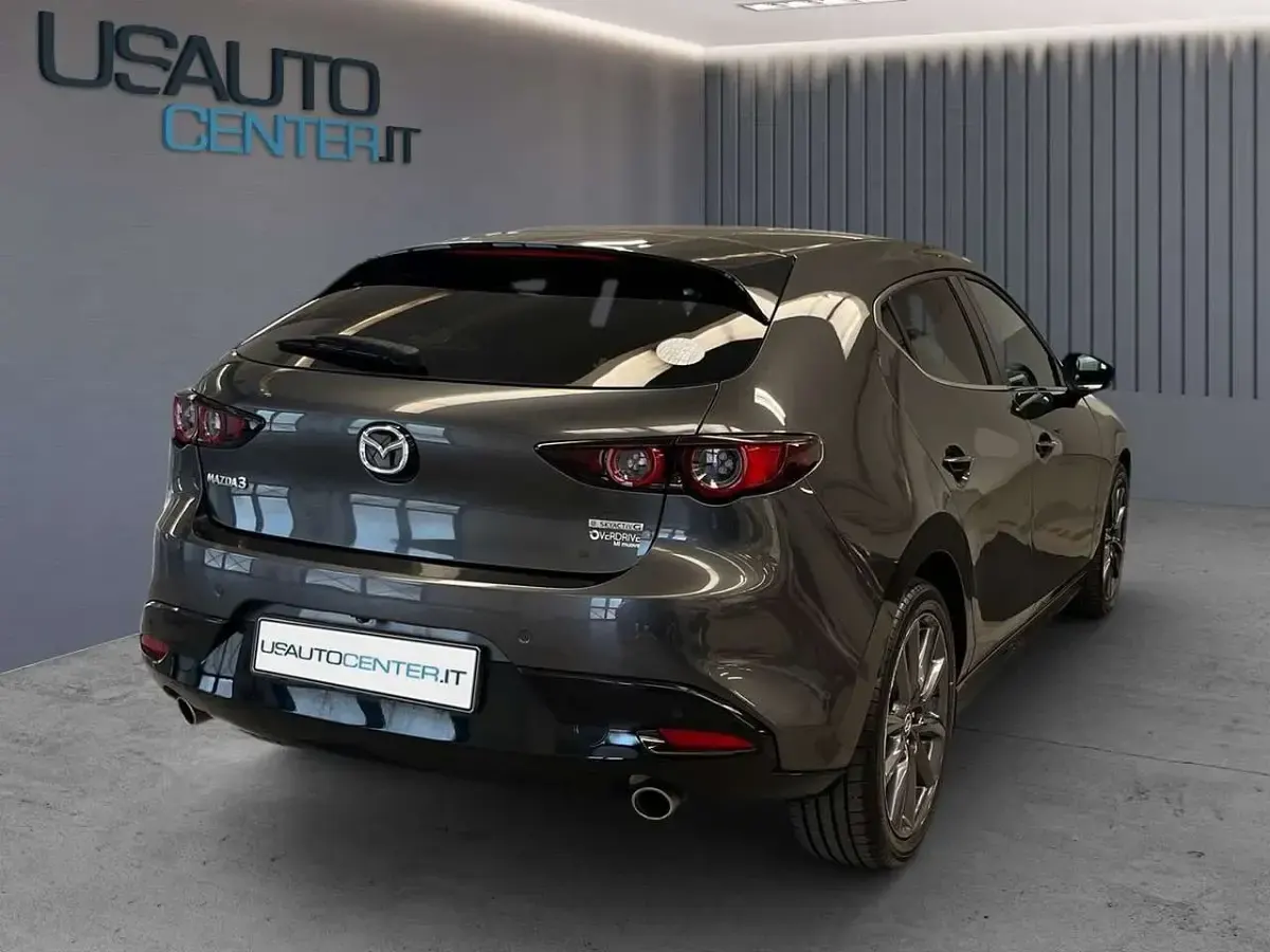 Usata Mazda 3 Exclusive 150 CV (110 kW) 2021 Grigio Berlina