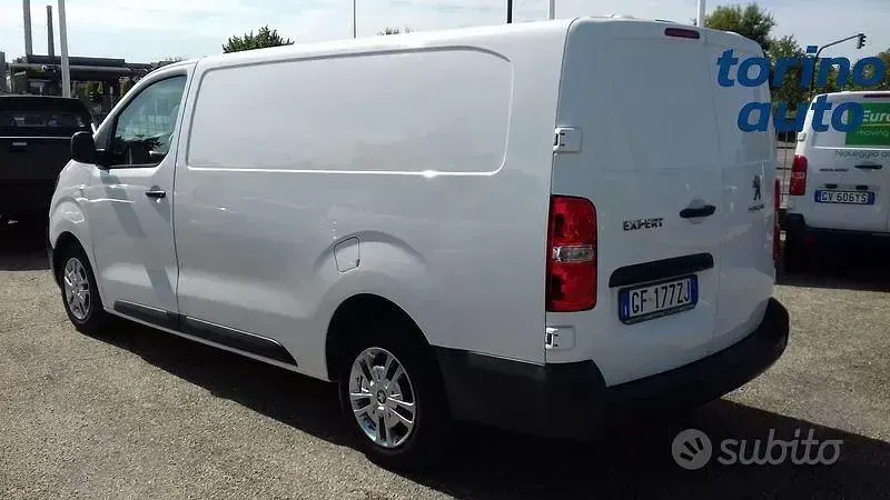Usata Peugeot Traveller 2021 Bianco Monovolume