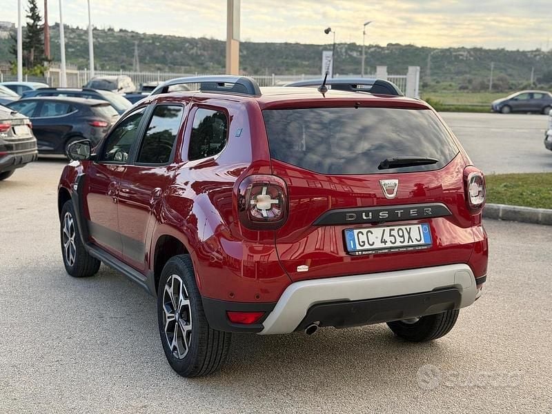 Usata Dacia Duster Anniversary 115 CV (84 kW) 2021 Rosso SUV