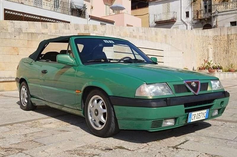 Usata Alfa Romeo 33 Quadrifoglio Verde 129 CV (94 kW) 1993 Verde Cabrio