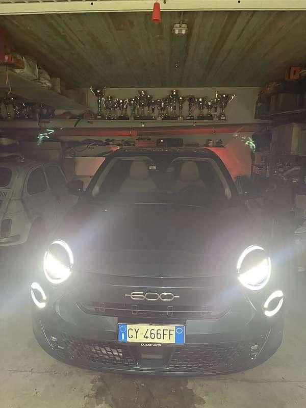 Usata Fiat 600 La Prima 101 CV (74 kW) 2025 SUV