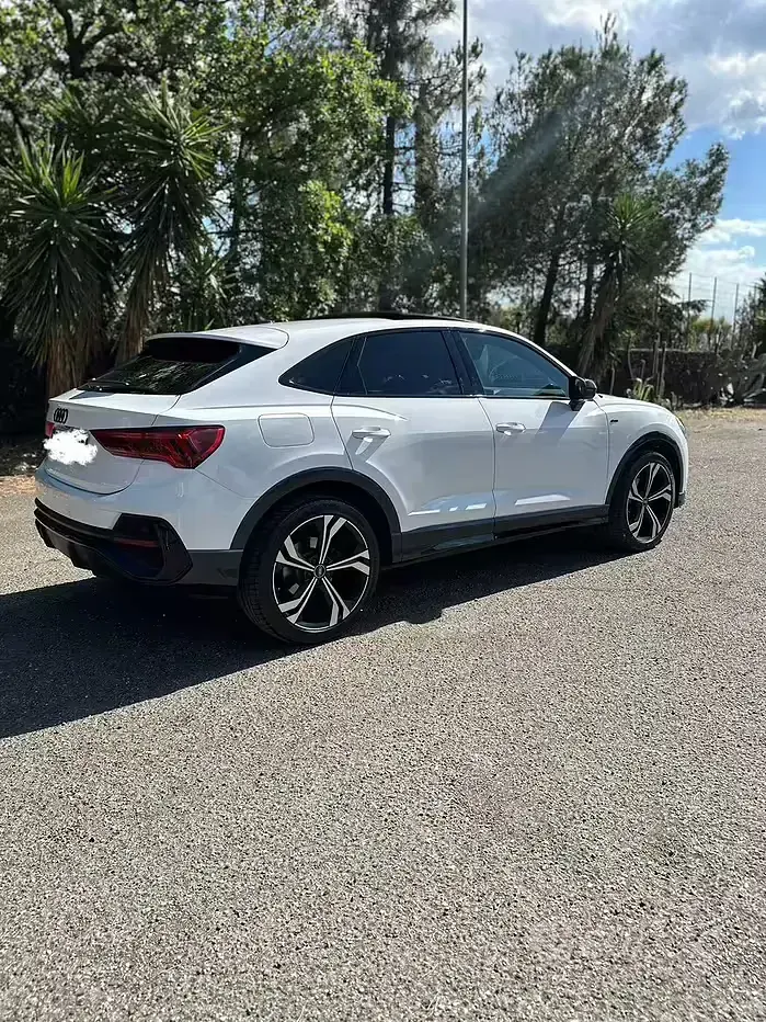 Usata Audi Q3 Sportback Black Edition 150 CV (110 kW) 2020 Bianco SUV