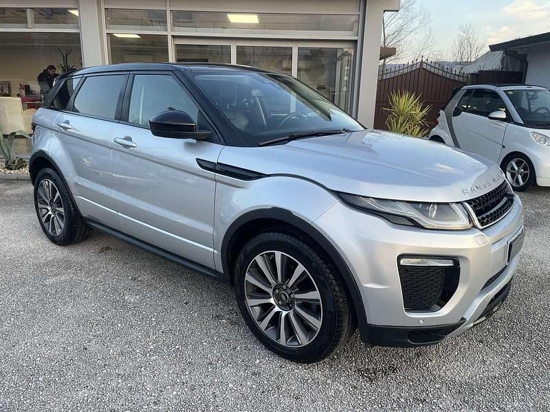 Usata Land Rover Range Rover evoque R-Dynamic 150 CV (110 kW) 2018 Argento SUV