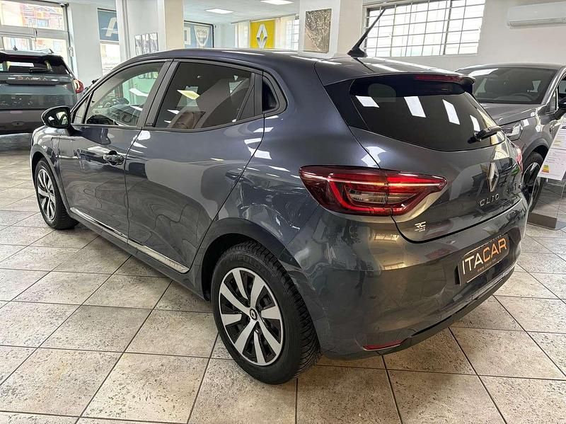 Usata Renault Clio V Zen 91 CV (66 kW) 2020 Grigio Berlina