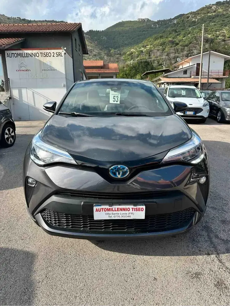 Usata Toyota C-HR Business Edition 97 CV (71 kW) 2022 Grigio SUV