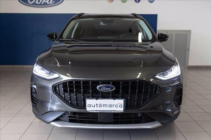 Usata Ford Focus Active 125 CV (91 kW) 2022 Grigio metallizzato SUV