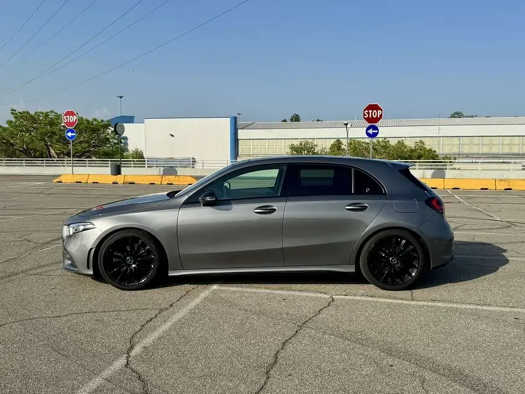 Usata Mercedes A220 Premium 190 CV (139 kW) 2020 Grigio Berlina