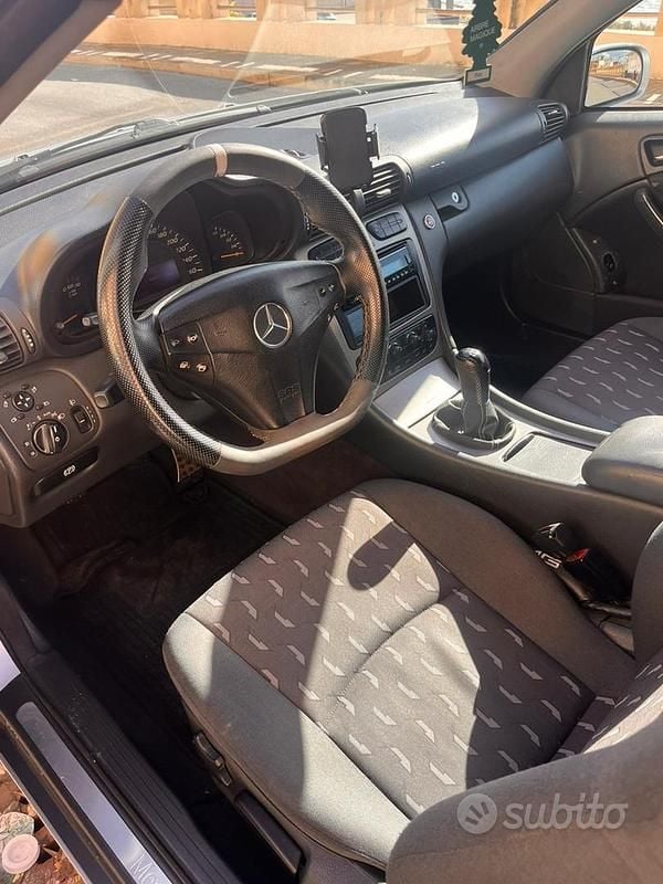 Usata Mercedes C180 2002 Grigio Coupé